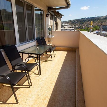 Big Terrace Apartment On Liberty Square Tbilissi Extérieur photo